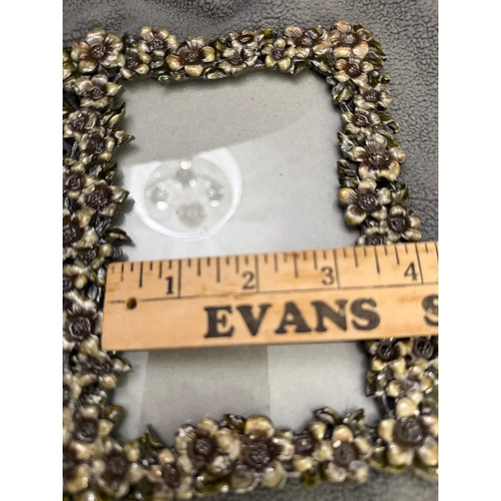 Kohls Garden Bronze Floral 4x6 Photo Frame Vintage Style Metallic Flower Border